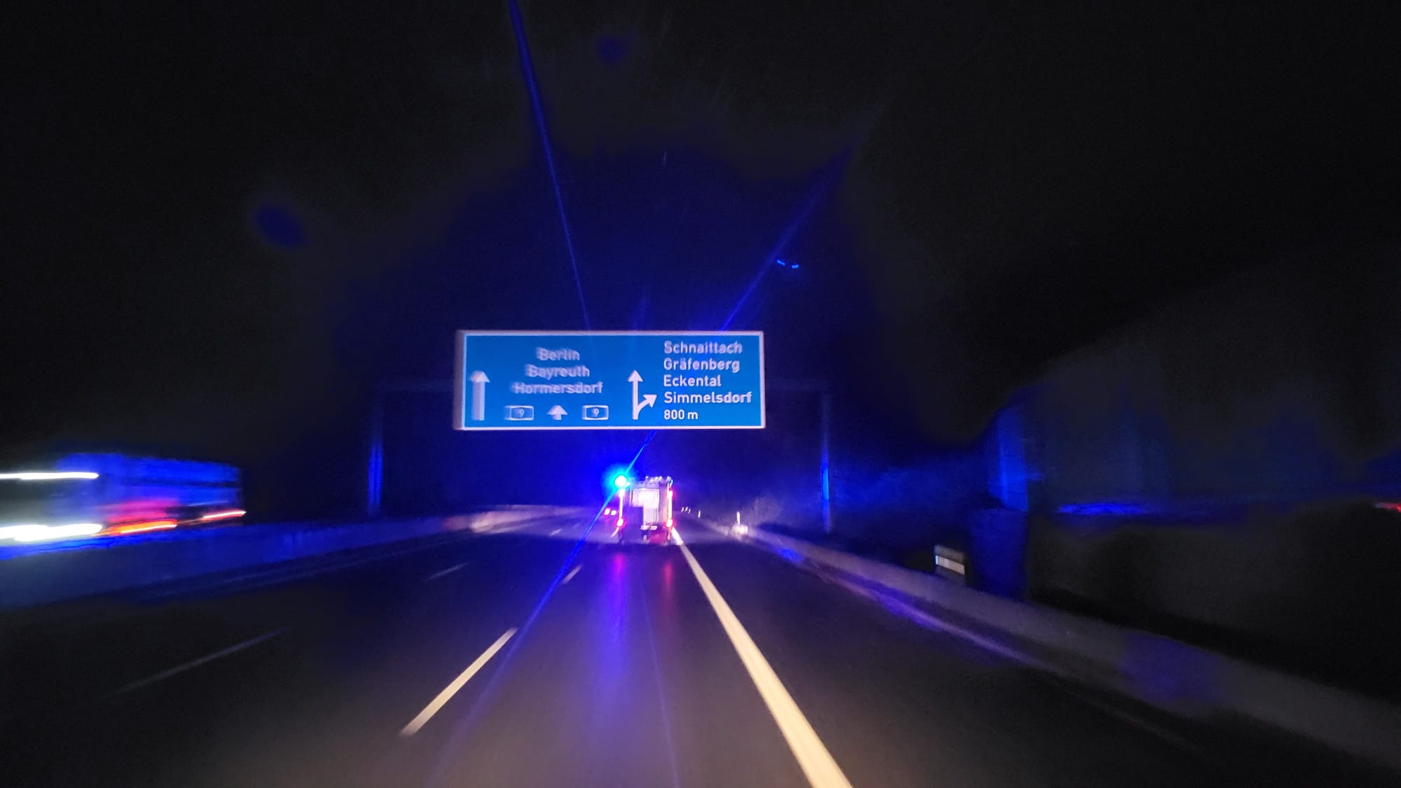 Einsatzfoto B4-Brand Lagerhalle 