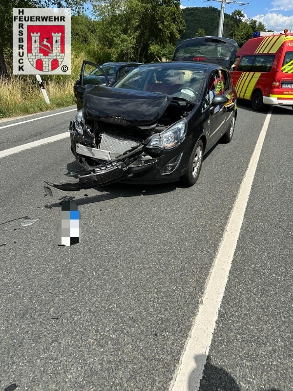 Verkehrsunfall, keine Person eingeklemmt Verkehrsunfall, keine Person eingeklemmt