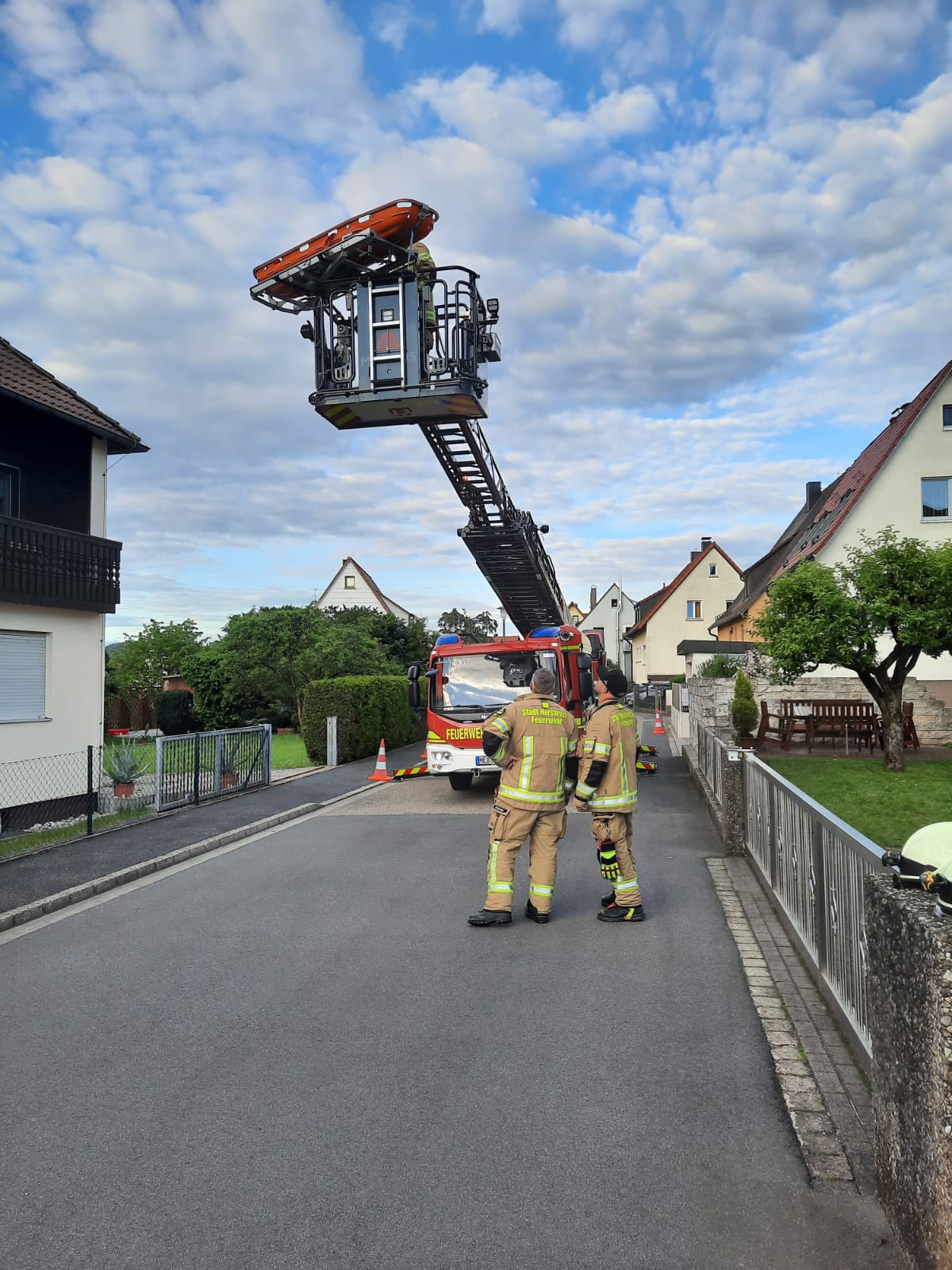 Einsatzfoto Rettung über Drehleiter 