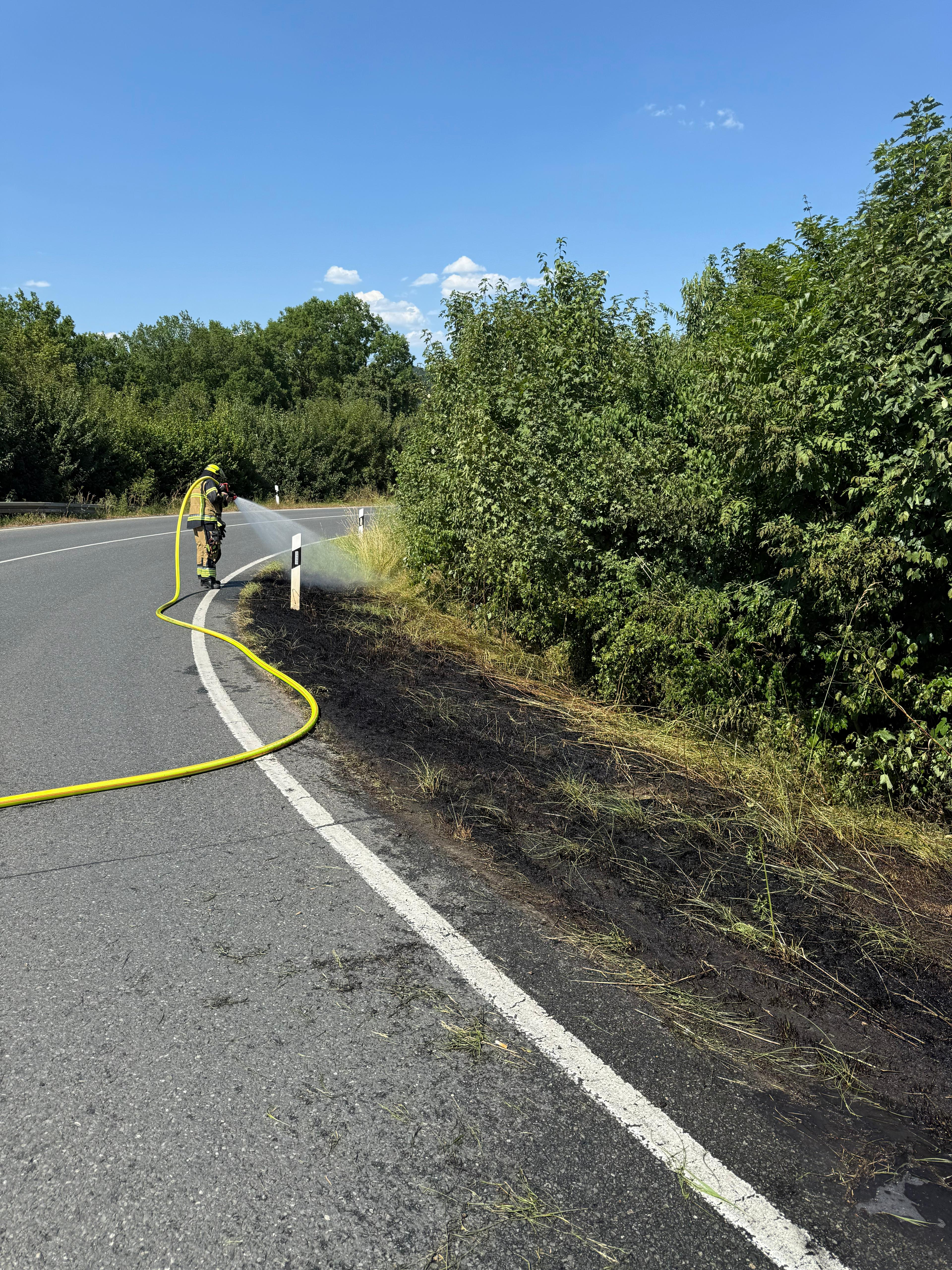 Einsatzfoto  B 1 - im Freien - Kleinbrand