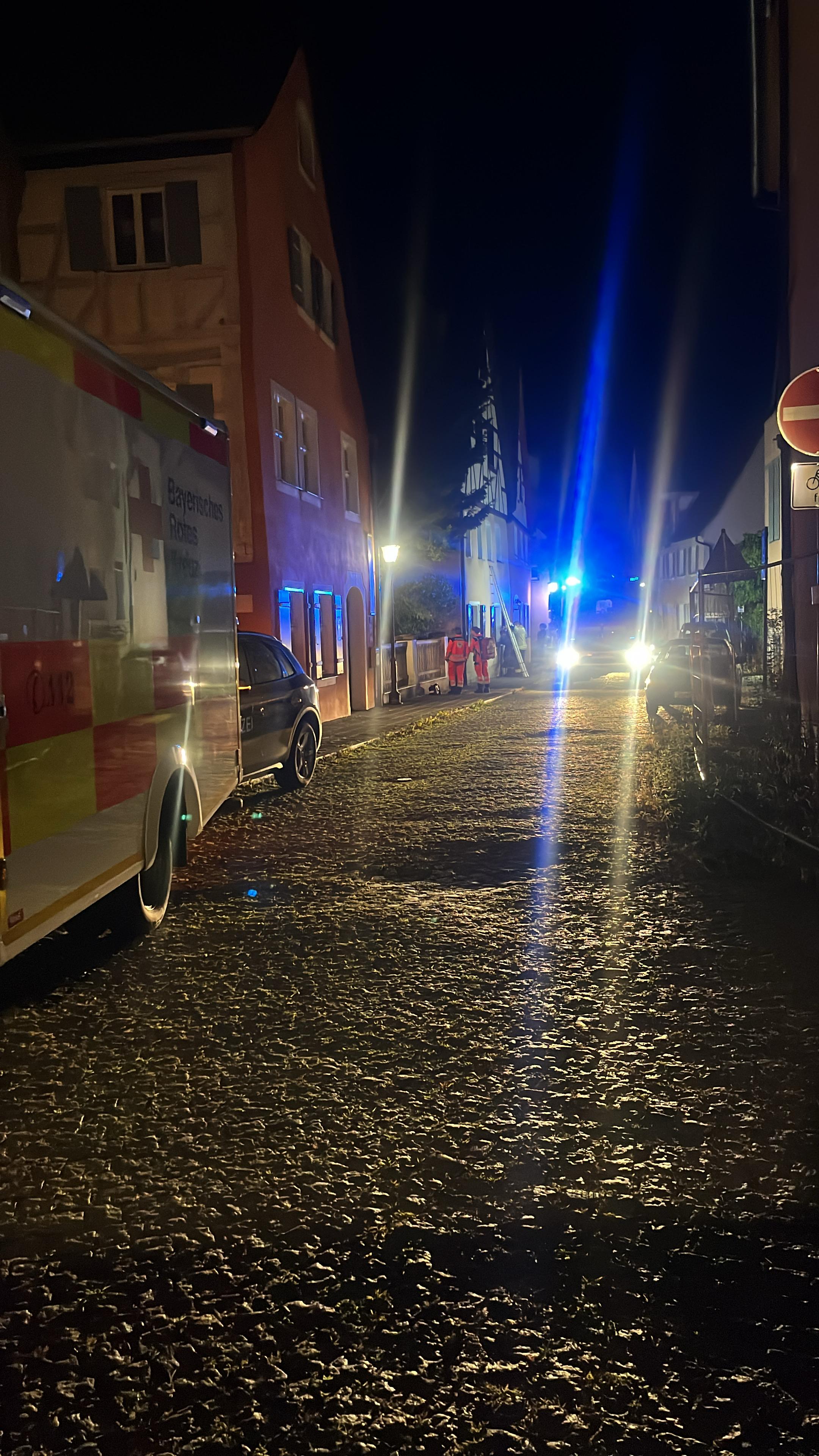Einsatzfoto  THL P EINGESCHLOSSEN - ...
