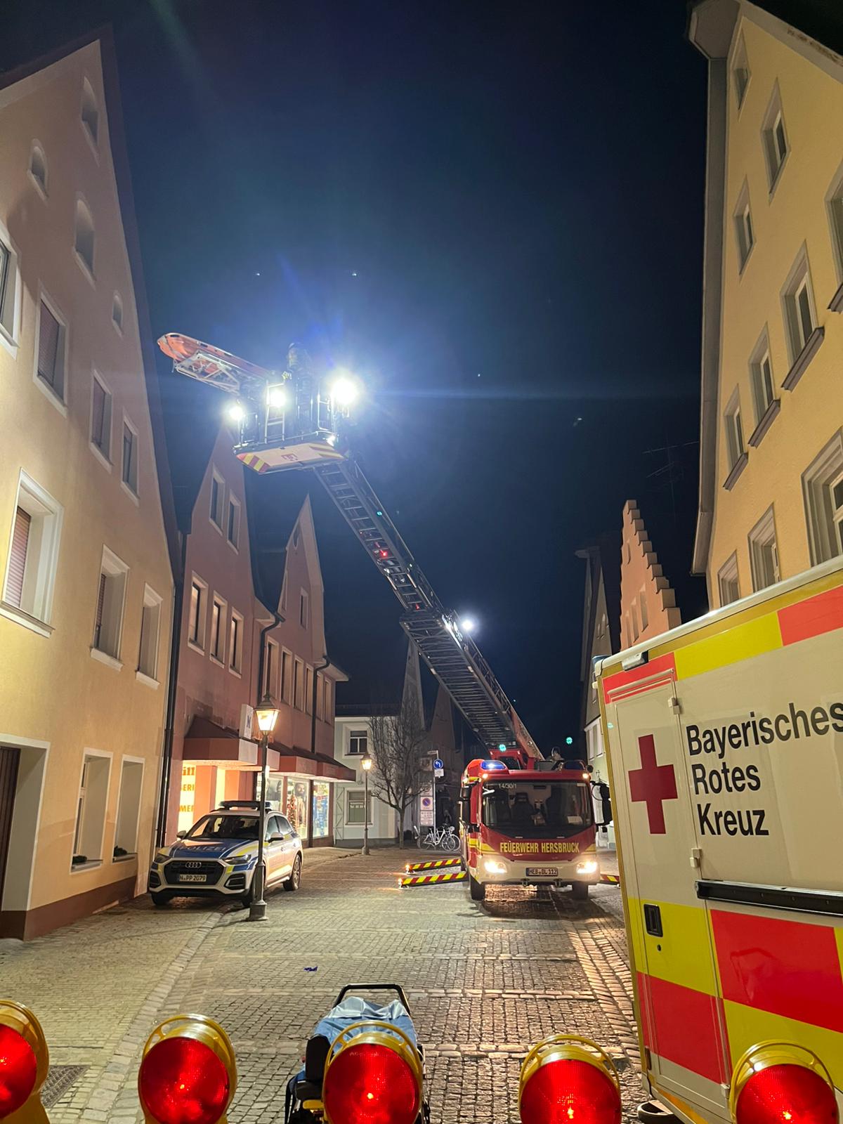 Einsatzfoto  THL P EINGESCHLOSSEN - ...